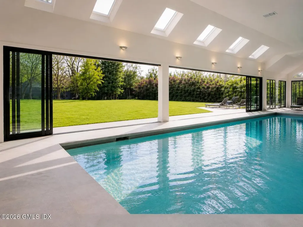 21 Calhoun Drive Greenwich CT 06831