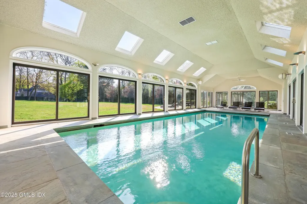 21 Calhoun Drive Greenwich CT 06831