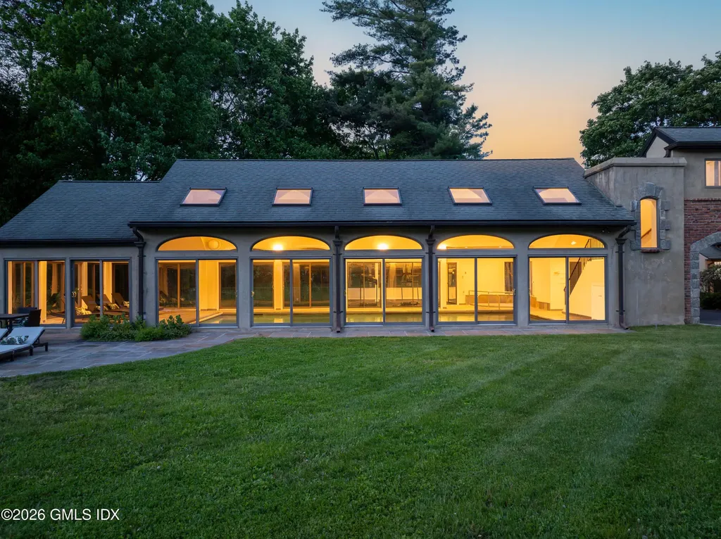 21 Calhoun Drive Greenwich CT 06831