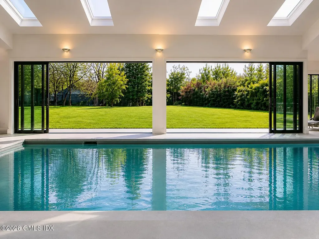 21 Calhoun Drive Greenwich CT 06831