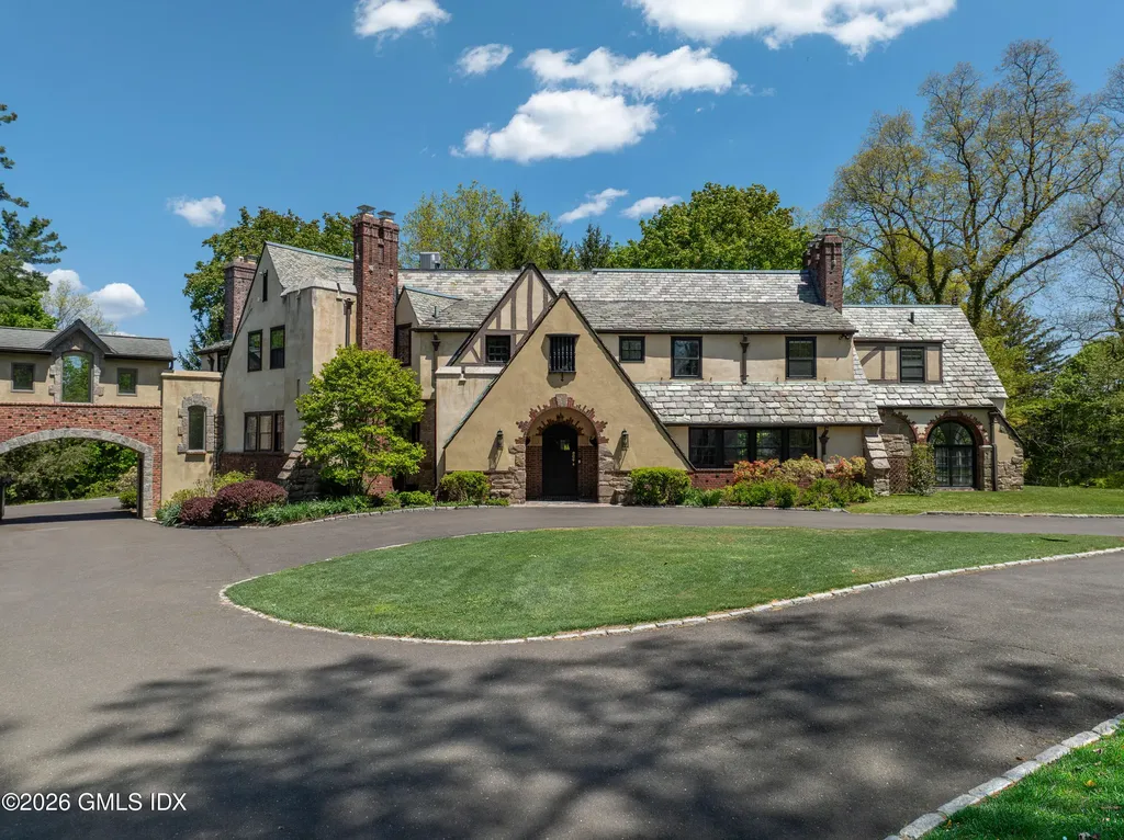21 Calhoun Drive Greenwich CT 06831