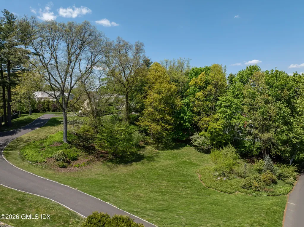 21 Calhoun Drive Greenwich CT 06831