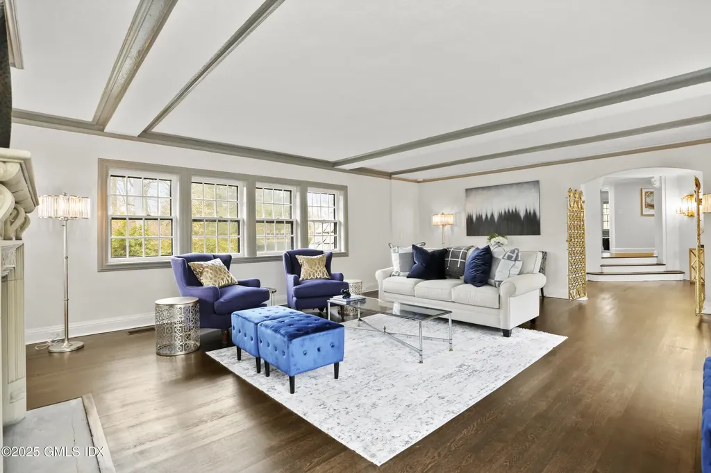 21 Calhoun Drive Greenwich CT 06831