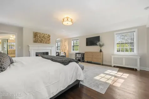21 Calhoun Drive Greenwich CT 06831