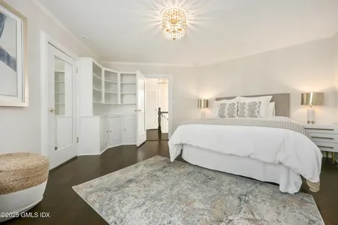 21 Calhoun Drive Greenwich CT 06831