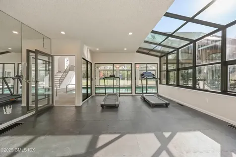 21 Calhoun Drive Greenwich CT 06831