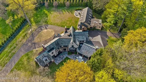 21 Calhoun Drive Greenwich CT 06831