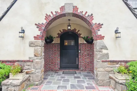 21 Calhoun Drive Greenwich CT 06831