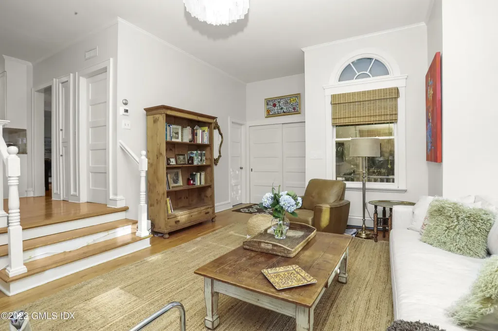 12 Maher Avenue Greenwich CT 06830