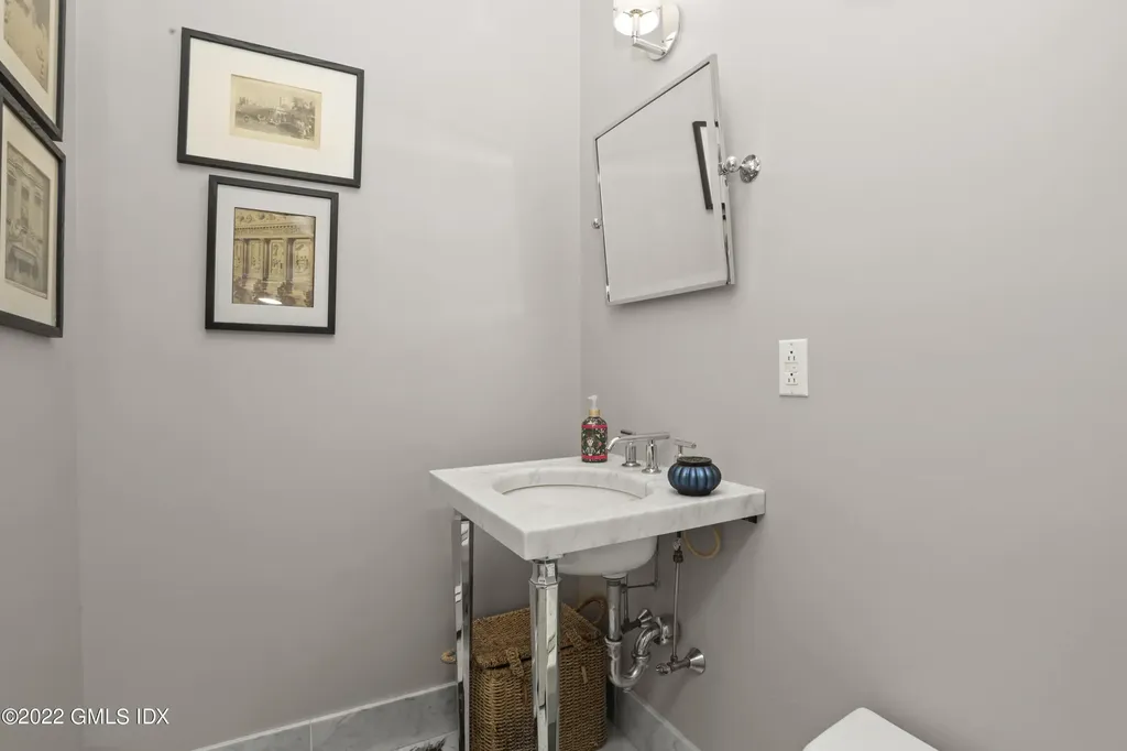 12 Maher Avenue Greenwich CT 06830