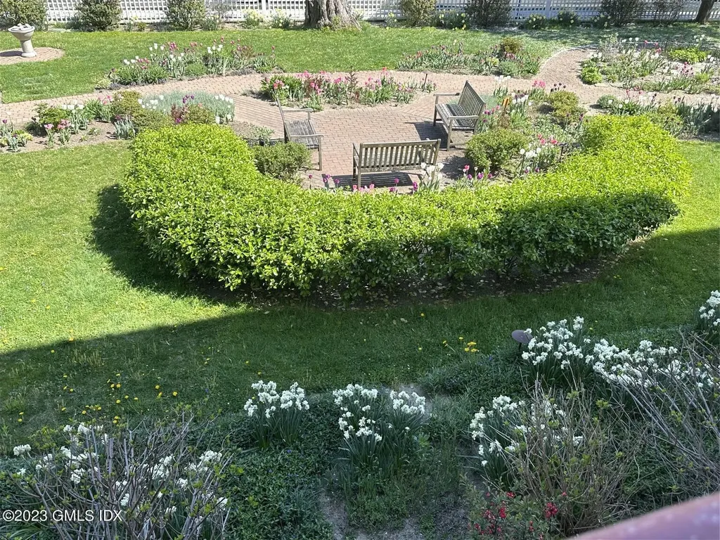 30 Brookside Drive Greenwich CT 06830