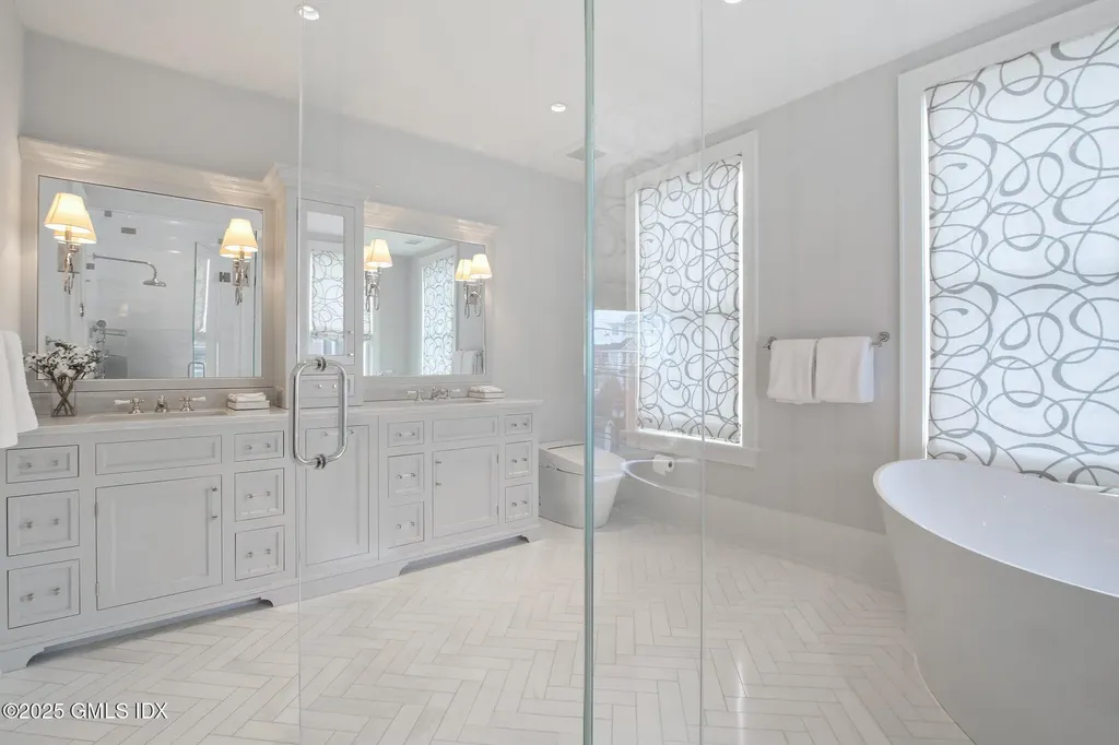 2 Oneida Drive Greenwich CT 06830