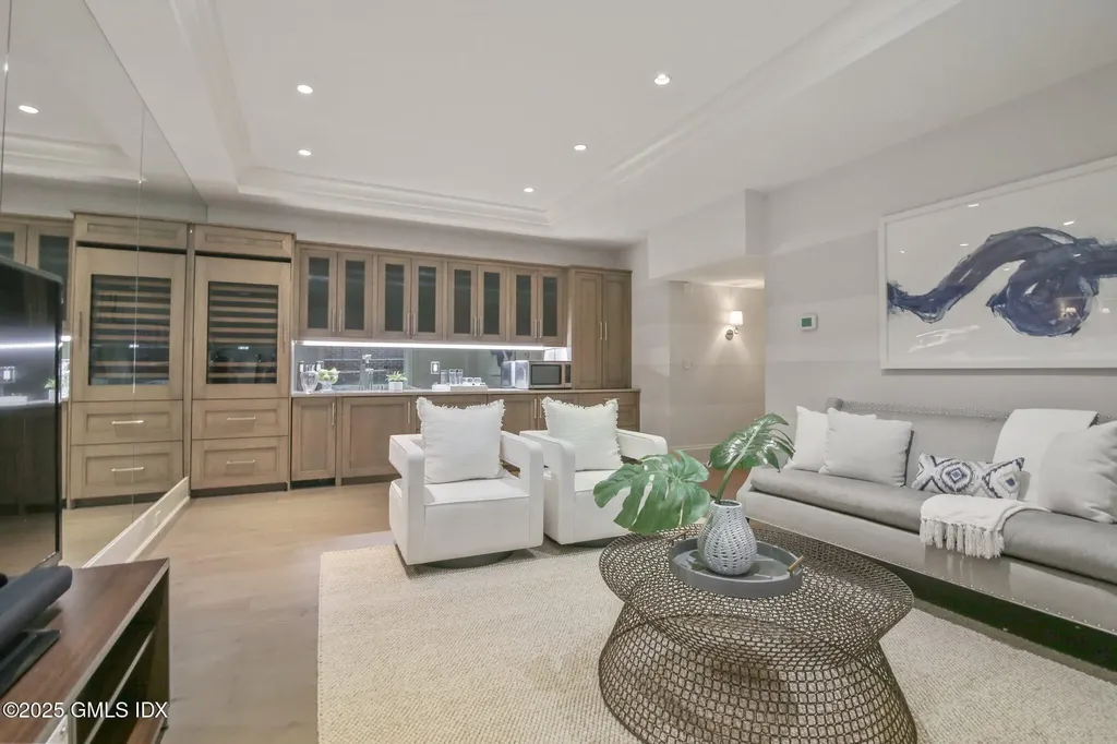 2 Oneida Drive Greenwich CT 06830