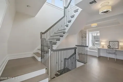 2 Oneida Drive Greenwich CT 06830