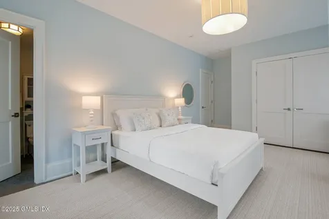 2 Oneida Drive Greenwich CT 06830