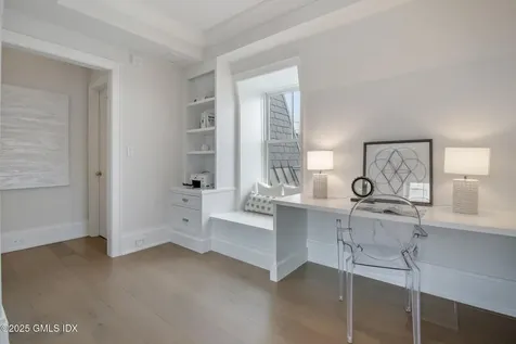 2 Oneida Drive Greenwich CT 06830