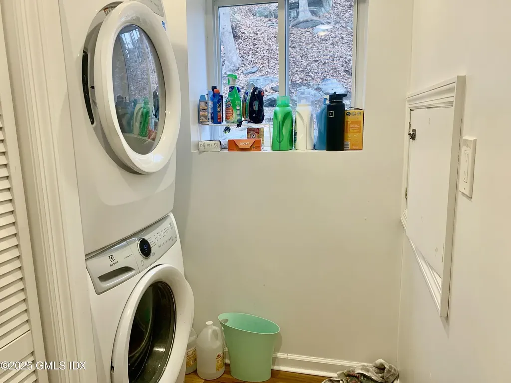 67 Florence Road Riverside CT 06878