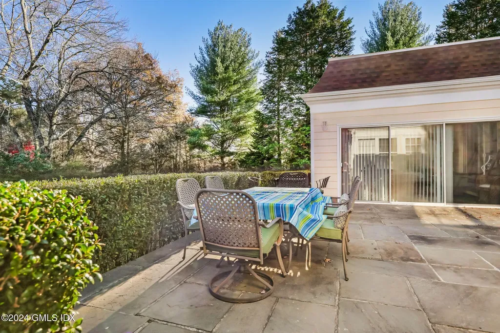 477 Lake Avenue Greenwich CT 06830