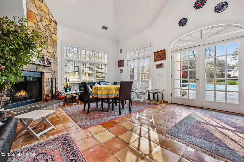 477 Lake Avenue Greenwich CT 06830