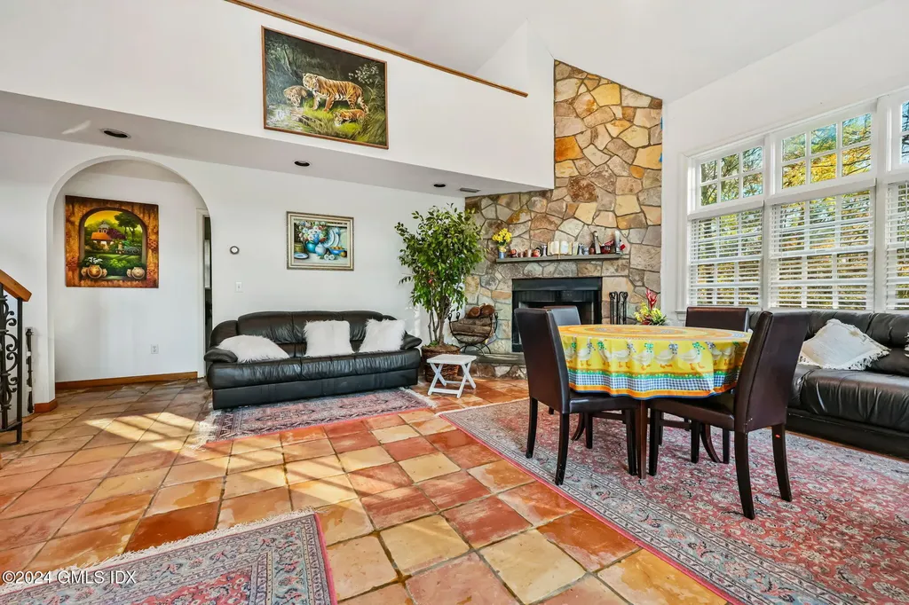 477 Lake Avenue Greenwich CT 06830