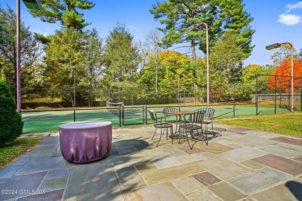 477 Lake Avenue Greenwich CT 06830