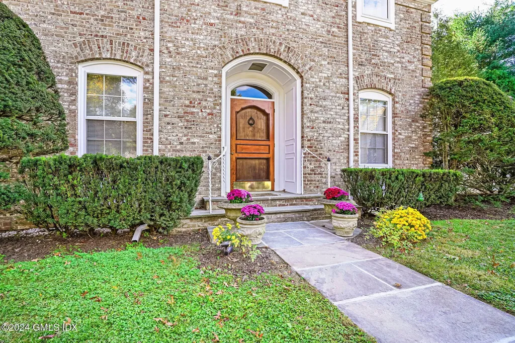 477 Lake Avenue Greenwich CT 06830