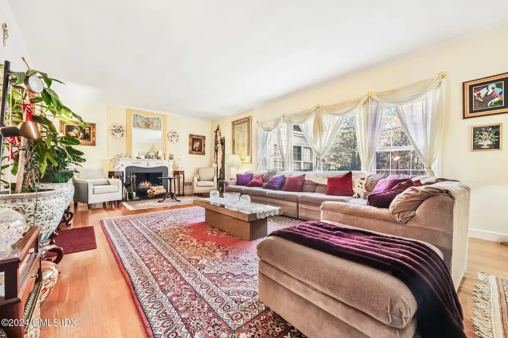 477 Lake Avenue Greenwich CT 06830