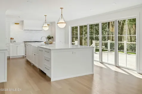 34 Sawmill Lane Greenwich CT 06830