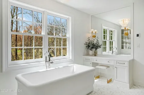 34 Sawmill Lane Greenwich CT 06830