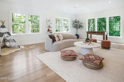 34 Sawmill Lane Greenwich CT 06830