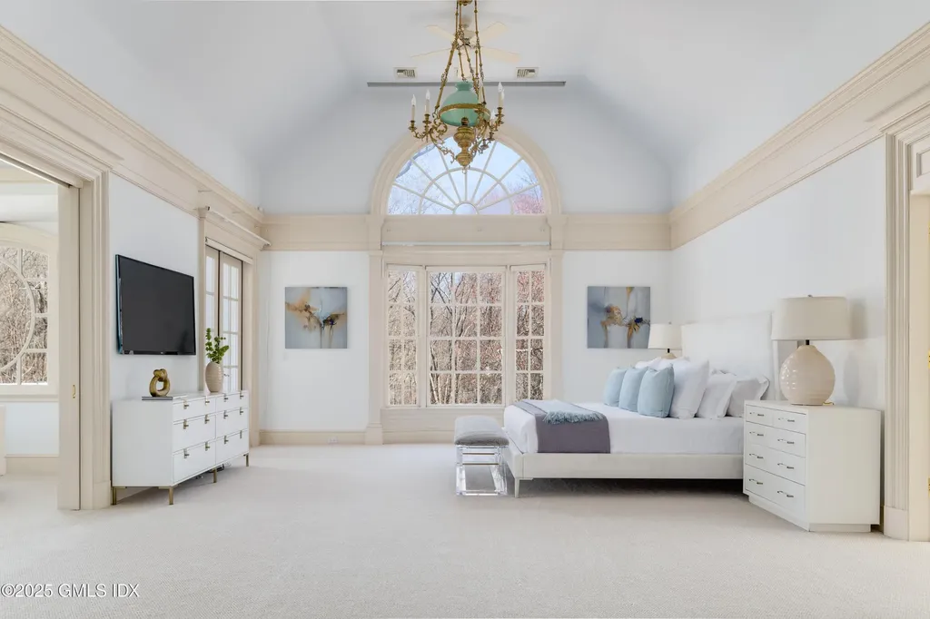 11 Conyers Farm Drive Greenwich CT 06831