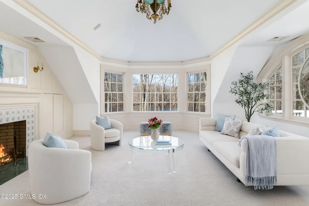 11 Conyers Farm Drive Greenwich CT 06831