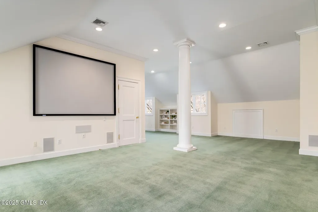 11 Conyers Farm Drive Greenwich CT 06831