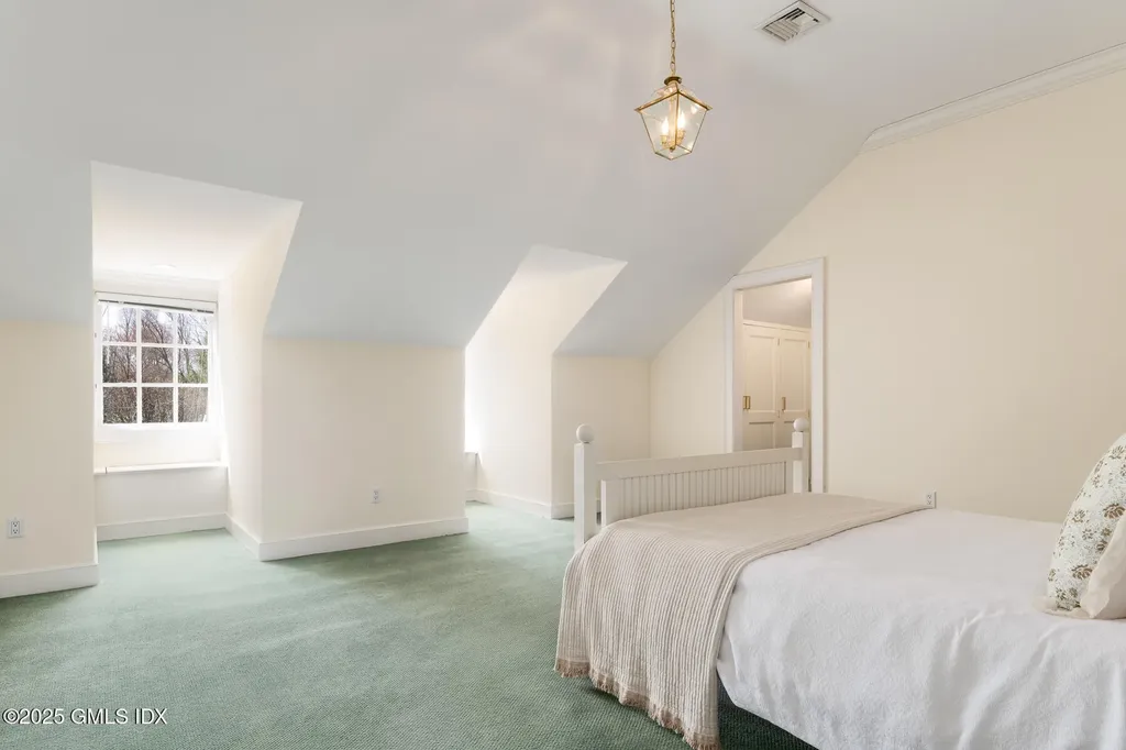 11 Conyers Farm Drive Greenwich CT 06831