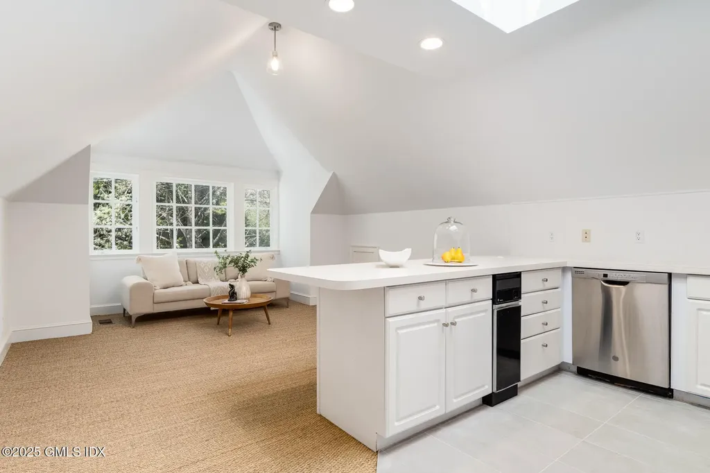 11 Conyers Farm Drive Greenwich CT 06831