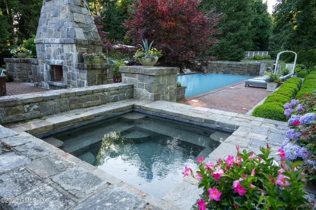 11 Conyers Farm Drive Greenwich CT 06831