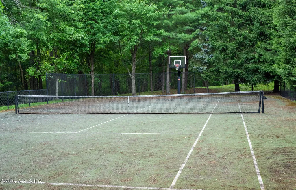 11 Conyers Farm Drive Greenwich CT 06831