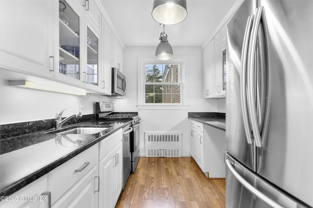 31 Putnam Park Greenwich CT 06830