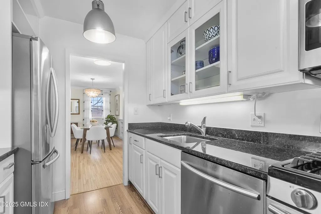 31 Putnam Park Greenwich CT 06830