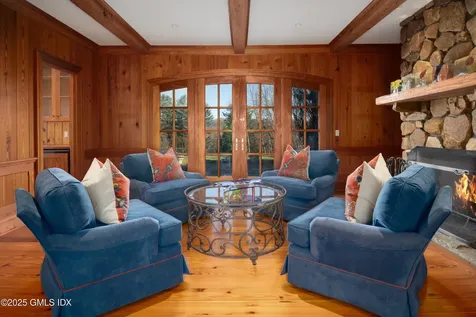 118 John Street Greenwich CT 06831