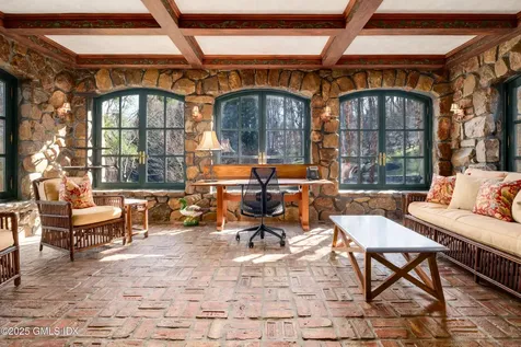 118 John Street Greenwich CT 06831