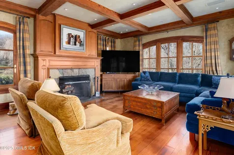 118 John Street Greenwich CT 06831