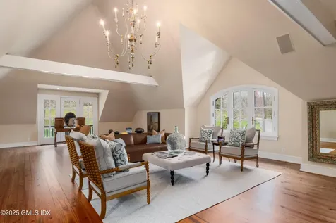 118 John Street Greenwich CT 06831