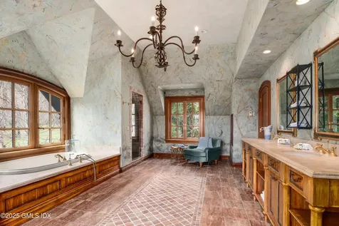 118 John Street Greenwich CT 06831
