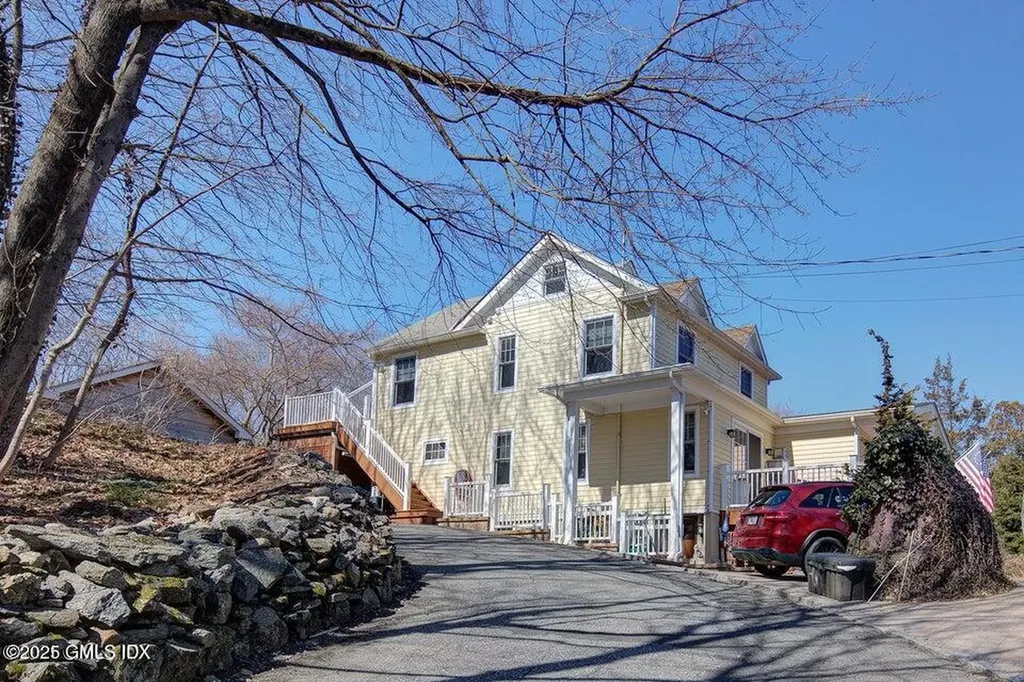 240 Pemberwick Road Greenwich CT 06831