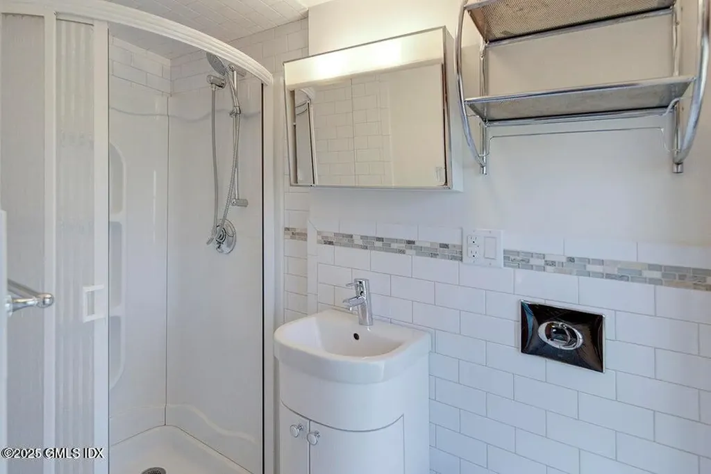 240 Pemberwick Road Greenwich CT 06831