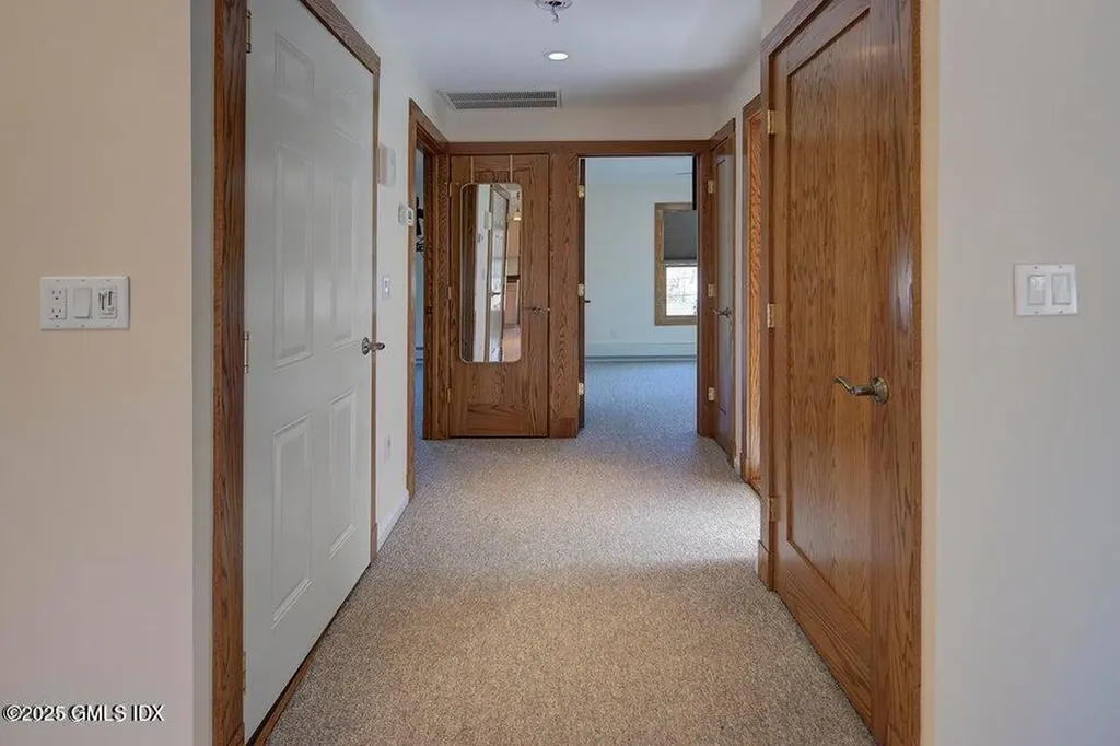 240 Pemberwick Road Greenwich CT 06831