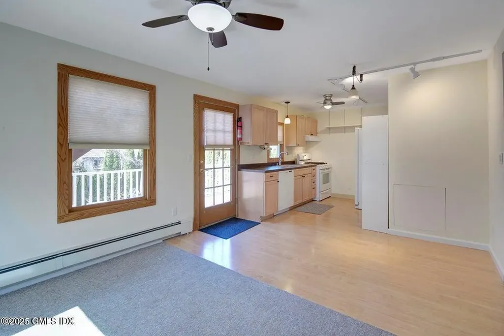 240 Pemberwick Road Greenwich CT 06831