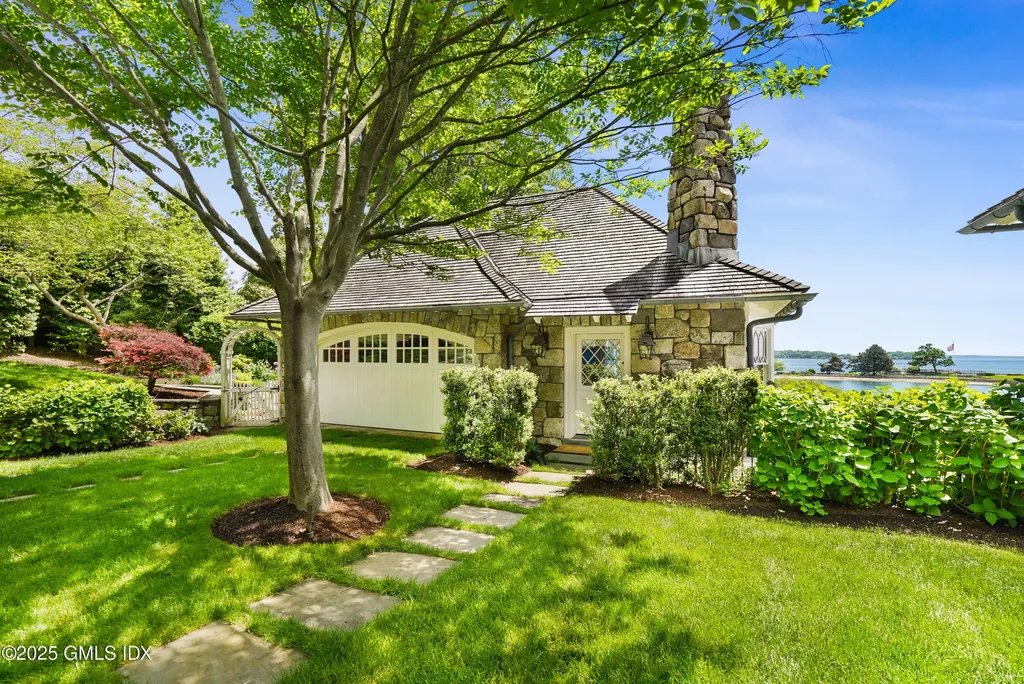 579 Indian Field Road Greenwich CT 06830