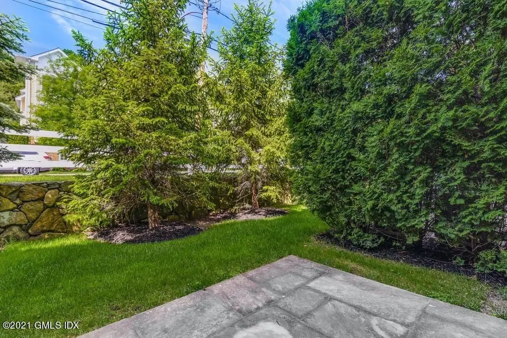 69 Riverdale Avenue Greenwich CT 06831